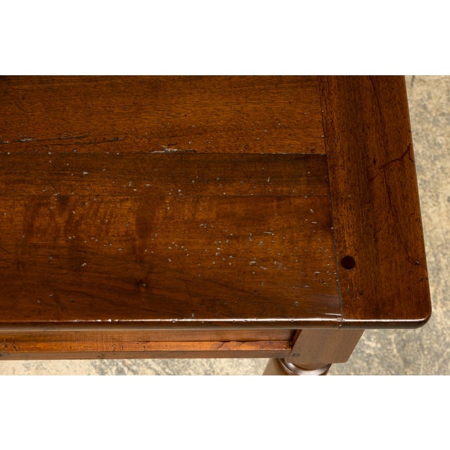 Mid-19th Century French Louis Philippe Walnut Writing Table For Sale In New York - Image 6 of 18