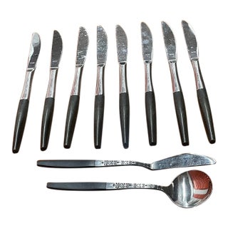 Vintage Interpur Canoe Muffin / Inr2 Knives & Serving Pieces (10-Piece Lot) For Sale
