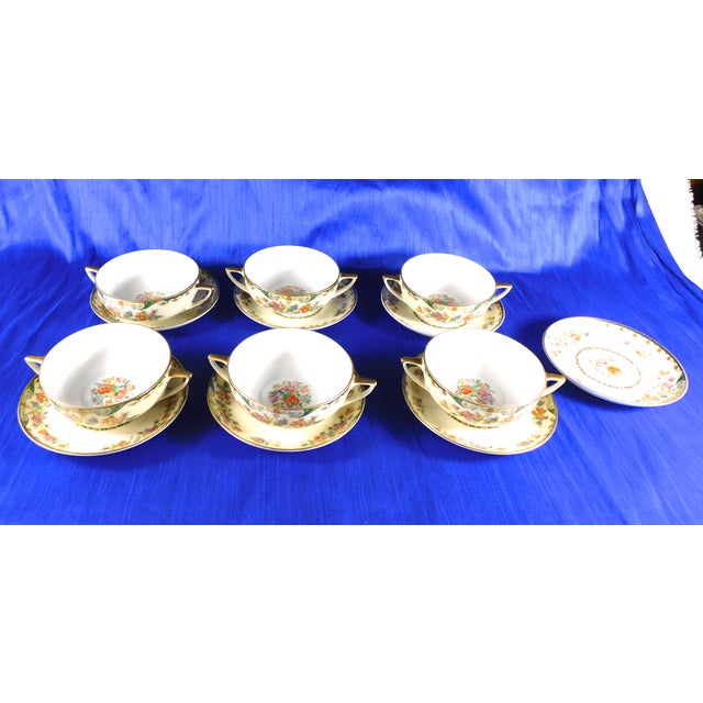 1950s KPM Flat Cream Soup Bowls With Underplates in Kingsly - 13 pcs For Sale - Image 4 of 8