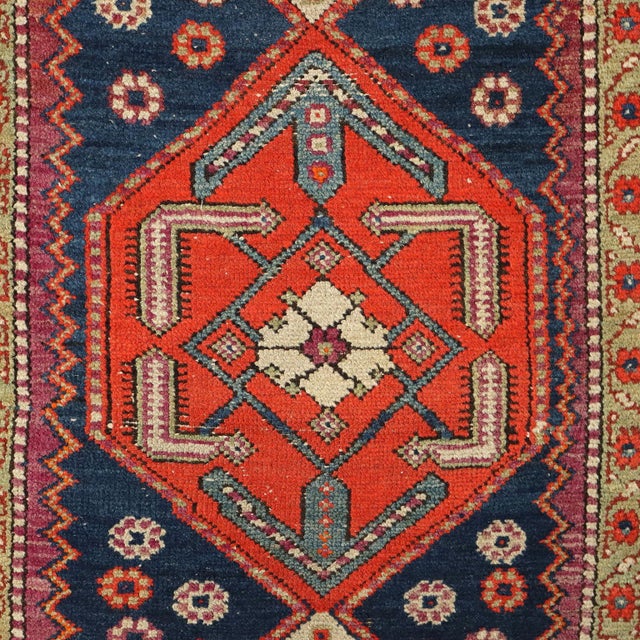 Middle Eastern Thin Knot Handmade Serabend Rug in Cotton & Wool For Sale - Image 3 of 13