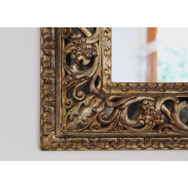 Baroque Florentine Carved Mirror with Mecca Finish, 1960s For Sale - Image 4 of 7