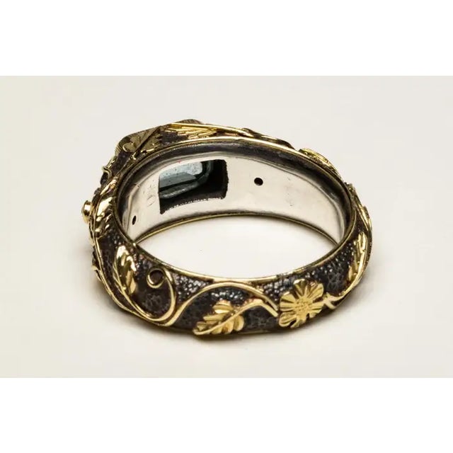 1990s 18K Gold and Sterling Aquamarine and Diamond Ring, Size 7.5 For Sale - Image 4 of 5