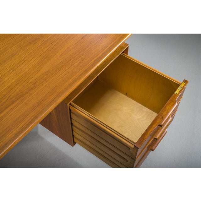 Teak Model 75 Desk from Omann Jun Møbelfabrik, 1960s For Sale - Image 17 of 18