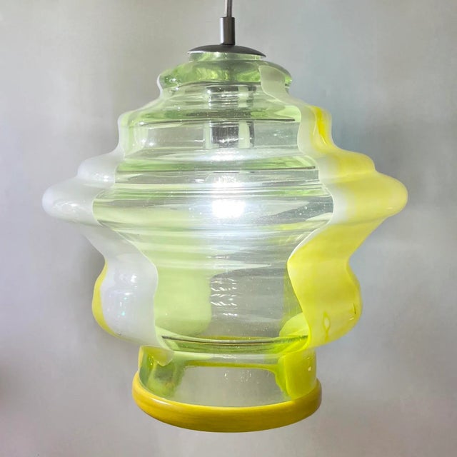Modern Bespoke Italian Organic Lemon Yellow White Step Tulip Murano Glass Pendant Light For Sale - Image 3 of 13