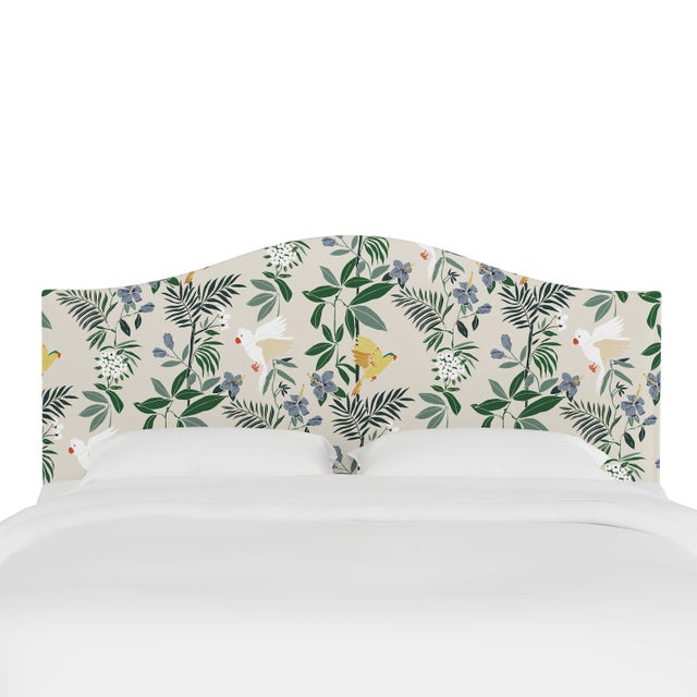 This fully upholstered headboard has a unique shape, allowing you to chart a course for a bedroom retreat that is at once...