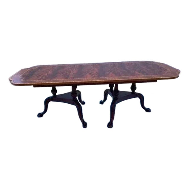 1990's Attributed to Henredon Louis XV Dining Table For Sale