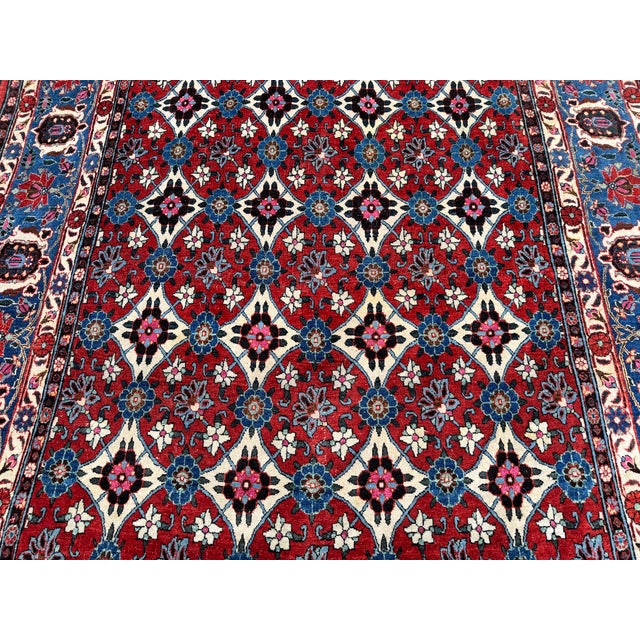 Red Antique Veramin Rug in Wool, 1920s For Sale - Image 8 of 18