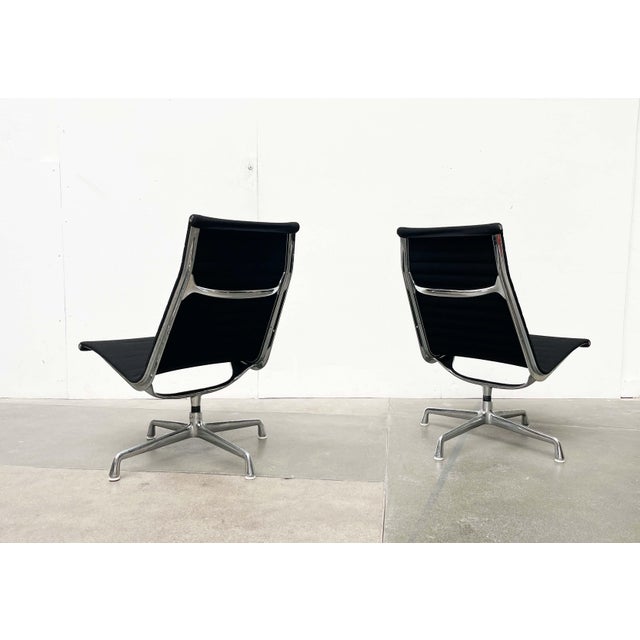Mid-Century Modern EA 116 Aluminium Swivel Lounge Chairs by Charles & Ray Eames for Herman Miller / Vitra, 1960s, Set of 2 For Sale - Image 13 of 18