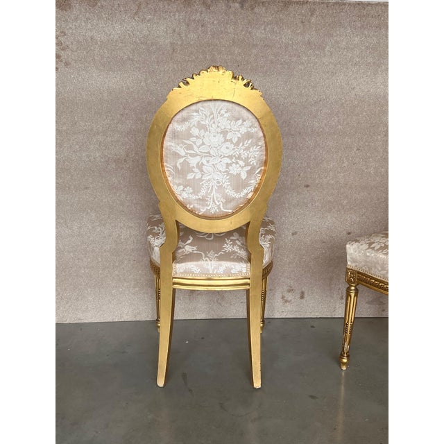Early 20th Century French Louis XVI Style Parcel Gilt and Painted Side Chair For Sale - Image 4 of 18
