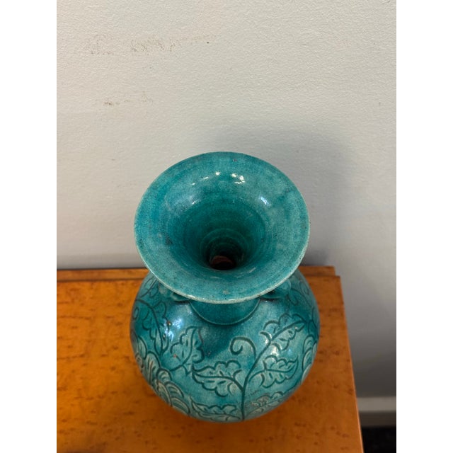19th Century Antique Peacock Blue Porcelain Vase With Floral Motifs For Sale - Image 4 of 4