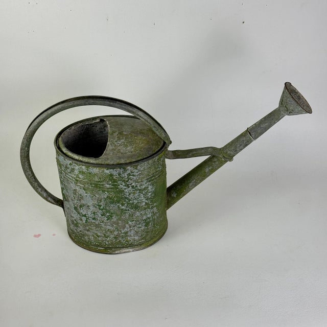 Mid 20th Century Lovely Vintage European Metal Watering Can for Garden Decor, in Splendid Green For Sale - Image 4 of 9