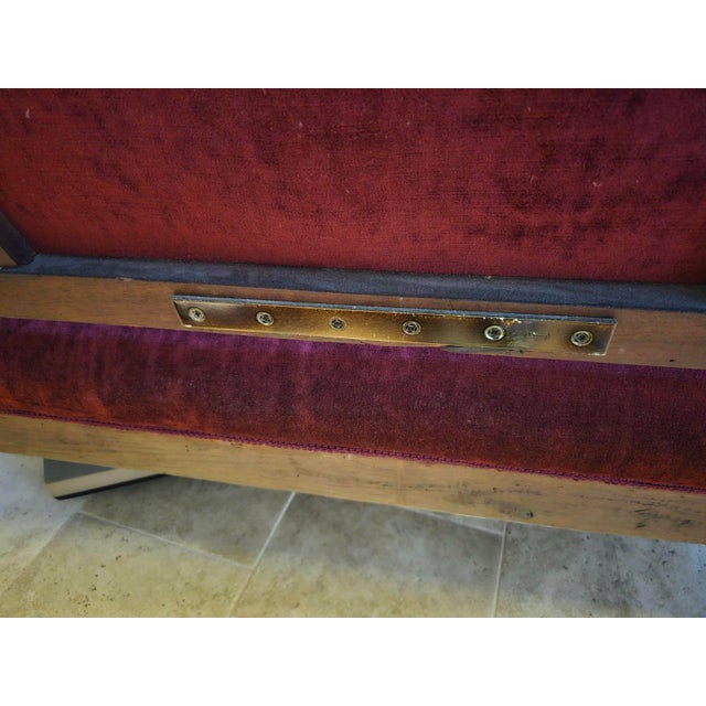 Early 20th Century French Louis Philippe Style Walnut Settee in Burgundy Velvet, C. 1900-1930 For Sale - Image 5 of 5