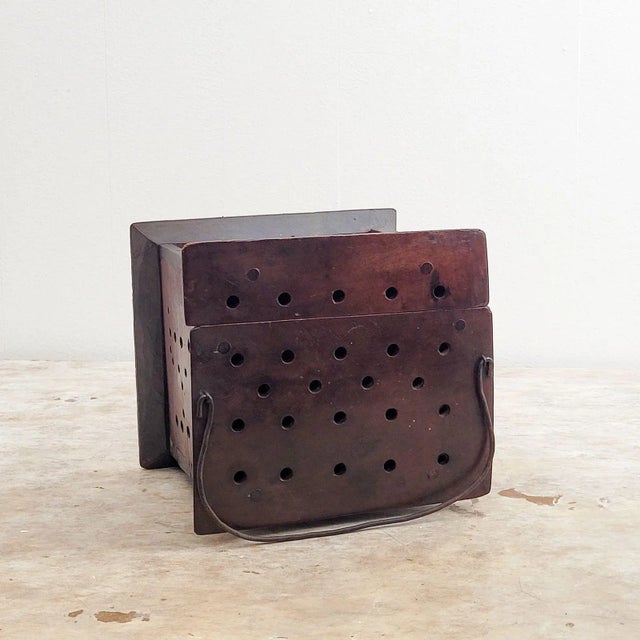 Brown Bait Box, u.s.a., Circa 1900 For Sale - Image 8 of 10