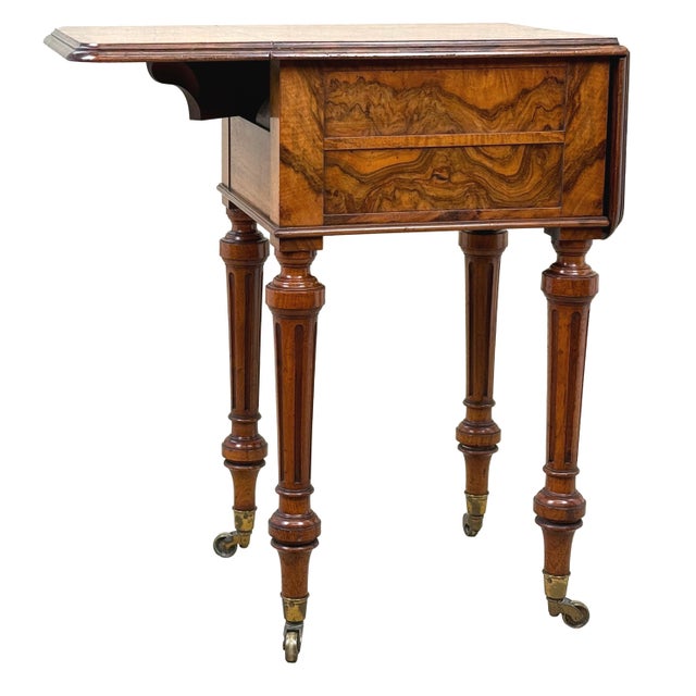 Walnut Pembroke Bedside Cupboard from Gillow, 1870 For Sale - Image 9 of 14