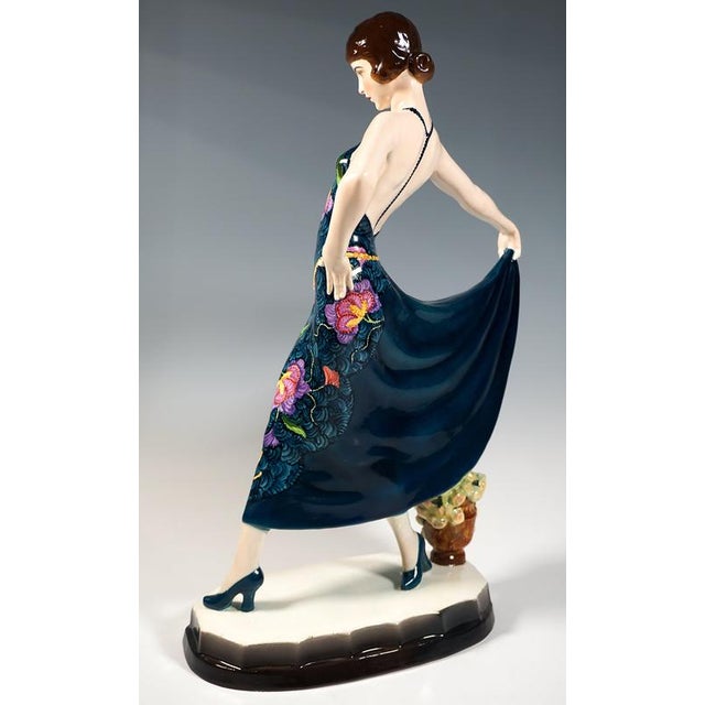 1920s Large Art Deco Lilian Harvey in Spanish Dance Figurine by Stephan Dakon for Goldscheider, 1927 For Sale - Image 5 of 13