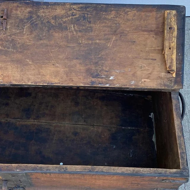 Early 19th Century Korean Dynasty Wrought Iron Mounted Wood Coin Chest (Ton-Kwe) For Sale - Image 16 of 17