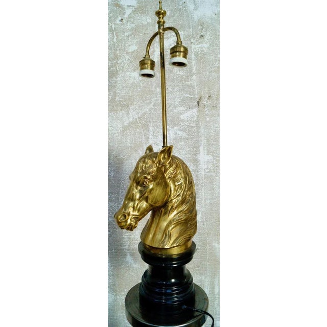 1970s Brass Horse Head Table Lamp from Maison Jansen, 1970s For Sale - Image 5 of 10