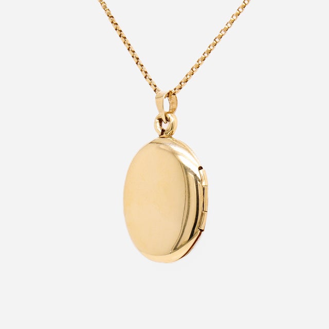 Vintage 14k Gold Brite-Cut Locket Pendant or Charm For Sale - Image 11 of 16