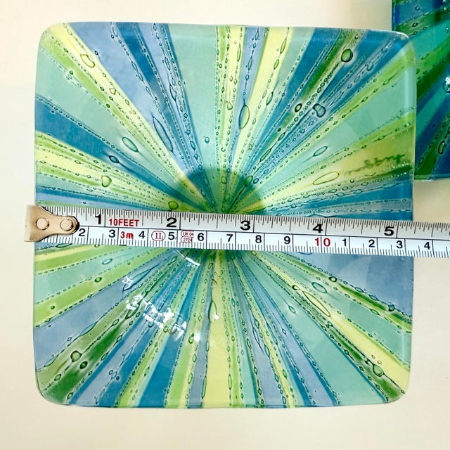 Glass 1950s Set of 2, Mid Century Modern Signed Higgins Art Glass Ashtray / Bowl Blue Starburst MCM For Sale - Image 7 of 10