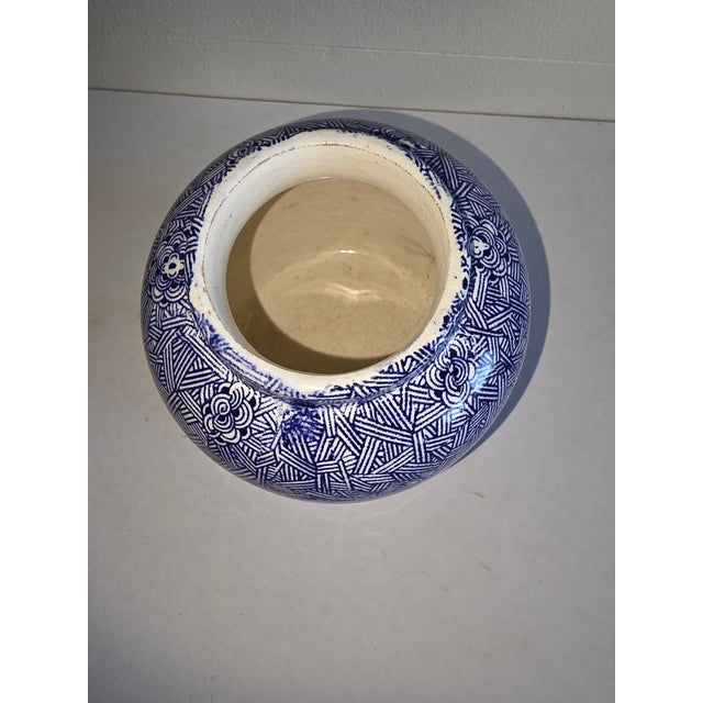 Antique English Blue and White Transferware Asian Style Vase For Sale - Image 4 of 5