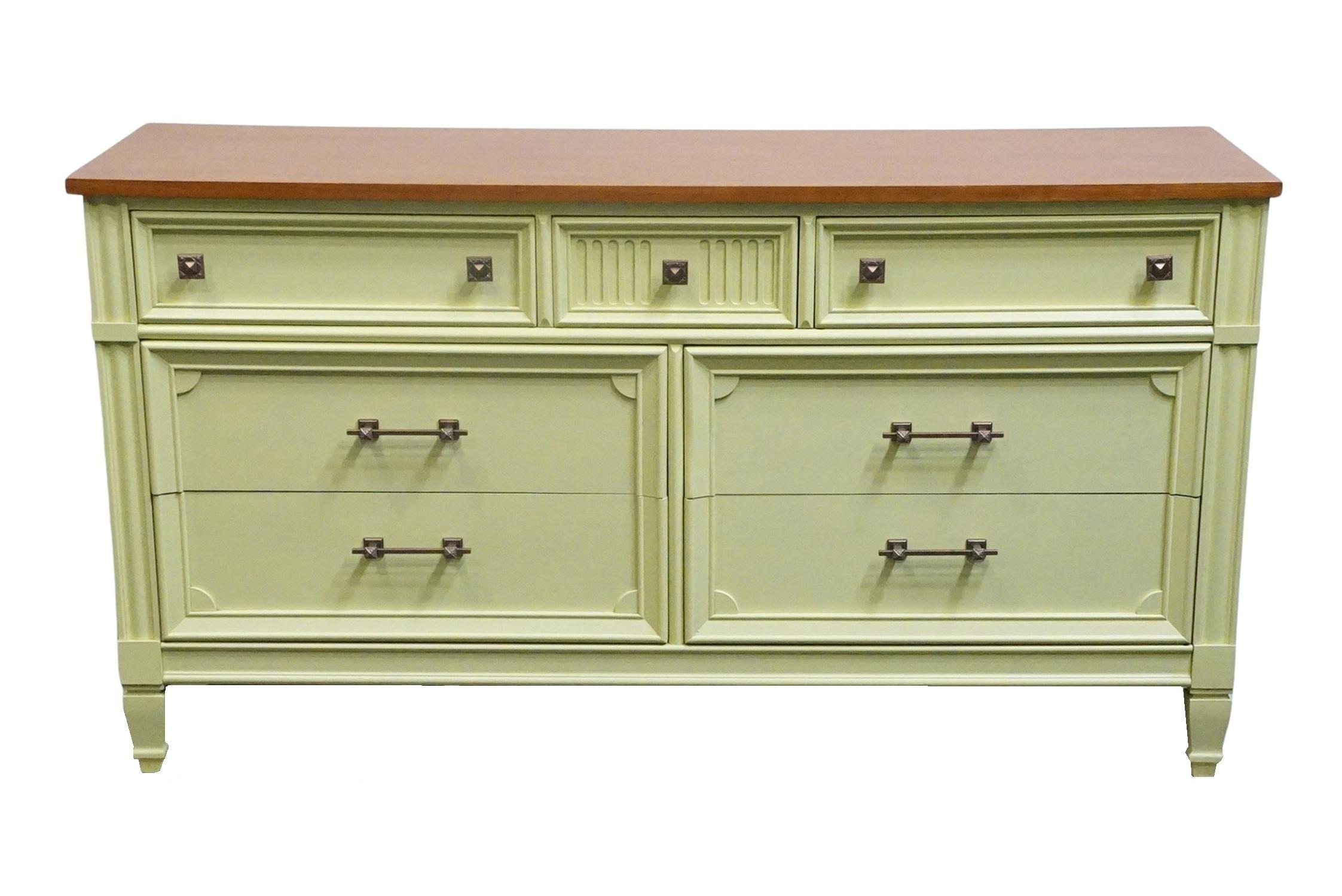 Bassett Furniture Ticino Collection Cream Painted 57