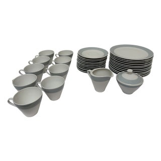 Mid-Century Model Secunda Grey Coffee Service Shape 2000 by Raymond Loewy for Rosenthal Studio Line, Set of 34 For Sale