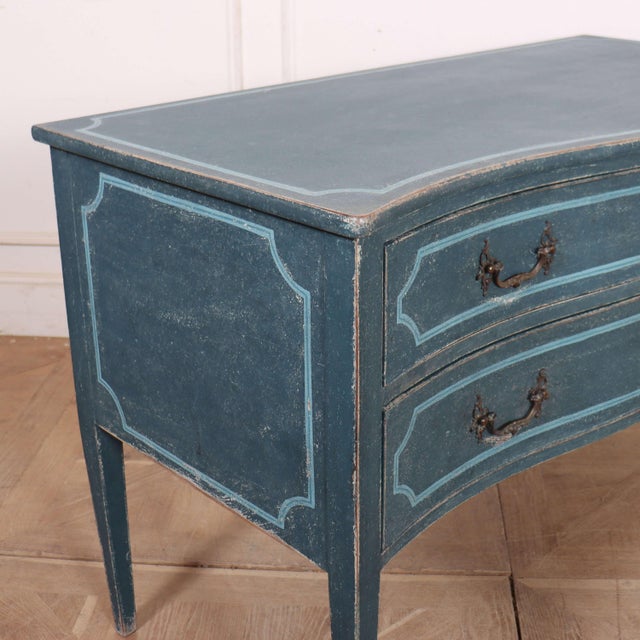 Italian Painted Serpentine Commode For Sale - Image 6 of 10