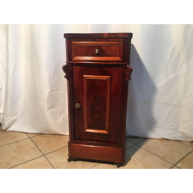 Walnut Chest of Drawers, 1900s For Sale - Image 10 of 18