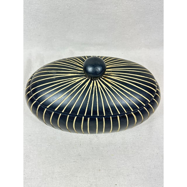 Black Vintage Black and White Oval Shaped Lidded Box For Sale - Image 8 of 8