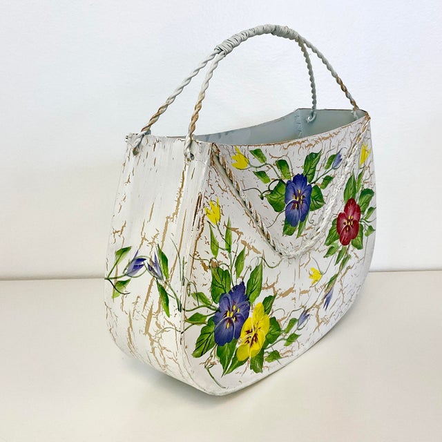 Vintage 1980s Italian Tole Hand Painted Metal Wall Basket With Colorful Pansies For Sale - Image 4 of 9