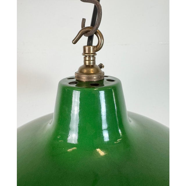 Mid-Century Modern Industrial Green Enamel Factory Pendant Lamp from Revo, 1950s For Sale - Image 3 of 18