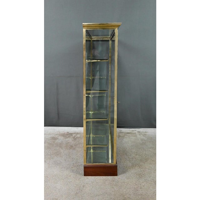 Brass Display Case with Mirrored Back, Early 20th Century For Sale - Image 16 of 18