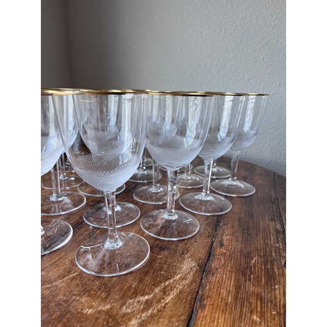 Moser Glassworks Late 20th Century Moser Royal 24-Karat Gold Trim Red Wine Glasses 6.3" Height - Set of 18 For Sale - Image 4 of 12