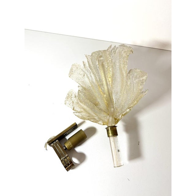 Metal Large Vintage Murano Glass and Gold Leaf Wall Light from Barovier & Toso, Italy, 1940s For Sale - Image 7 of 16