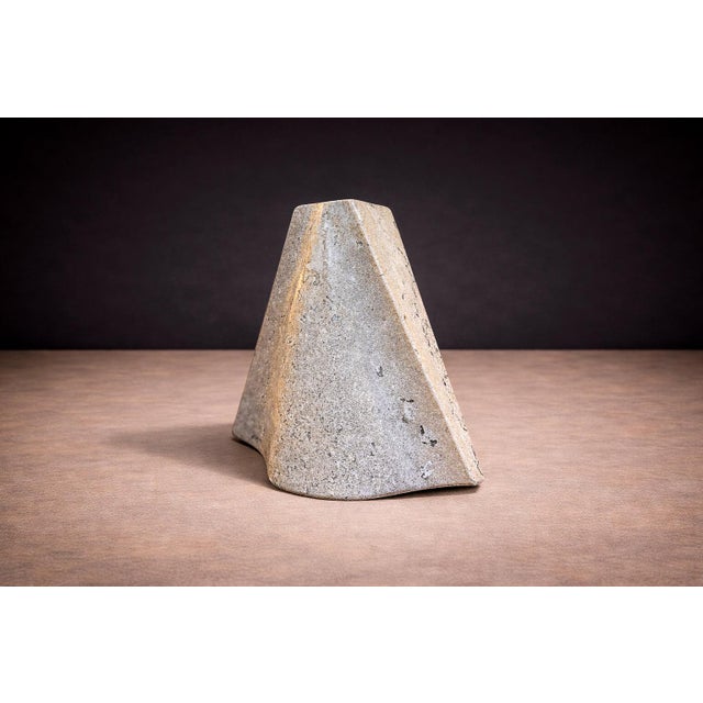 Mid-Century Modern Santísima Flower Vase/Candle Holder, Marble, Ensamble Artesano, 2024 For Sale - Image 3 of 8