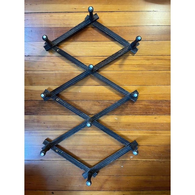 Wood Antique 19th Century Reeded Wood and Turned Peg Adjustable Accordion X-Form Wall Mounted Coat Rack or Hooks for Scarves and Hats For Sale - Image 7 of 12