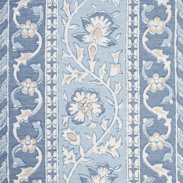 Traditional Sample - Schumacher x Mark D. Sikes Ojai Paisley Fabric in China Blue For Sale - Image 3 of 6
