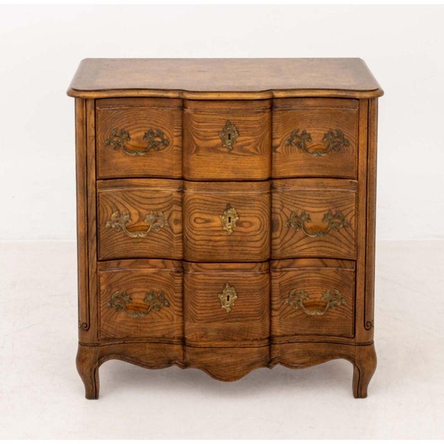 Louis XV French Provincial Style Chest of Drawers, three drawers with brass pulls, "Baker Furniture" plaque to interior...