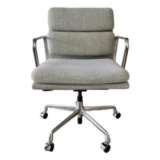 Herman Miller Eames Soft Pad Height Management Chair For Sale