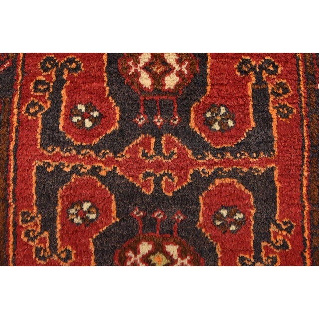 1980s Malatya Rug Bag 1’10” X 3’8” Red Wool Vintage Tribal Hand-Knotted Carpet For Sale - Image 5 of 12