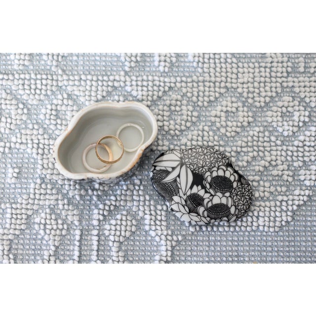 Contemporary 1970s Andrea by Sadek Ring Lidded Box For Sale - Image 3 of 7