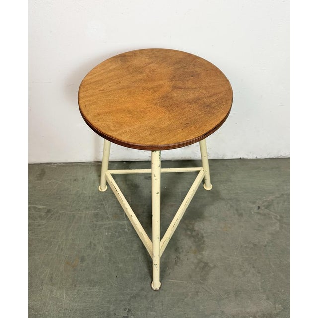 1960s Industrial Beige Workshop Stool, 1960s For Sale - Image 5 of 15