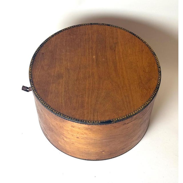 Antique Estonian Birch Hat Box from Luther, 1890s For Sale - Image 5 of 18