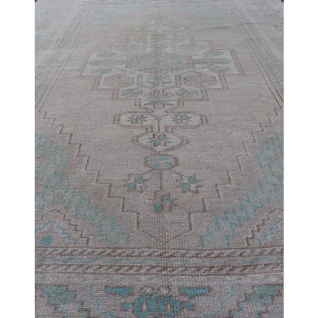 Vintage Turkish Medallion Oushak Area Rug in Tan, Taupe, Pink, and Green For Sale In Atlanta - Image 6 of 9
