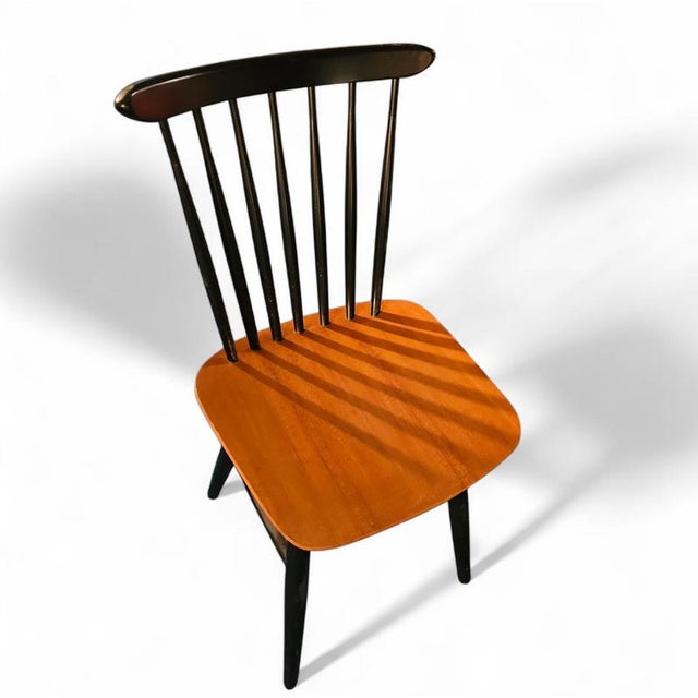 Wood Spindle Back Dining Chairs with Curved Seats in Teak from Pastoe, Holland, 1960s, Set of 2 For Sale - Image 7 of 17