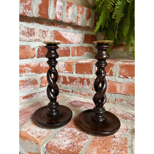 Victorian Pair Set Antique English Oak Open Barley Twist Candlesticks Candle Holder Brass For Sale - Image 3 of 12