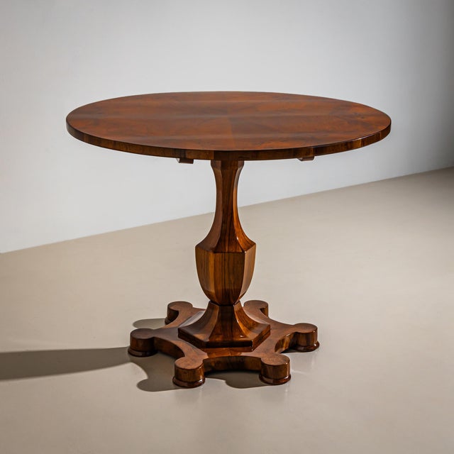 Biedermeier Biedermeier Walnut Tilt-Top Center Table, Circa 1830/40 For Sale - Image 3 of 8