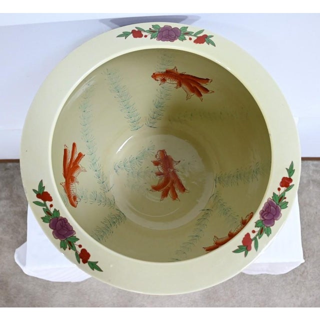 Chinese Porcelain Vase For Sale - Image 5 of 18