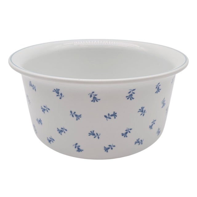 This French porcelain casserole by Pillivuyt reflects the company’s longstanding dedication to refined, functional...
