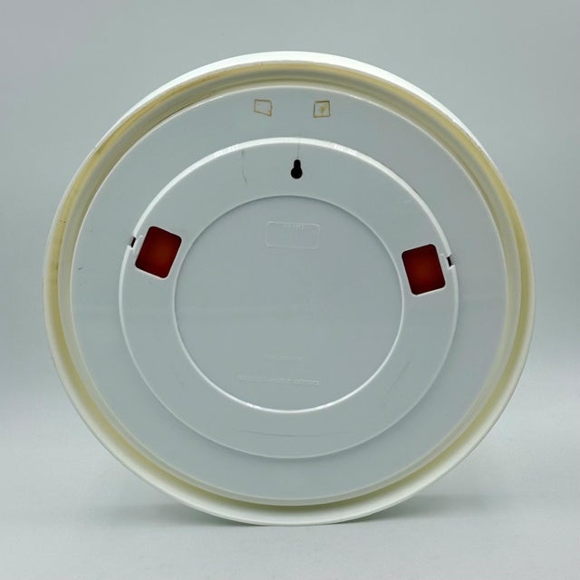 Space Age Round Plastic Wall Mirror from Gilac, France, 1970s For Sale - Image 11 of 12